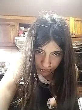 Snapshot of Bad0ll_3 chatting on 10.30.25 Bad0ll 3 online show from 10.30.25