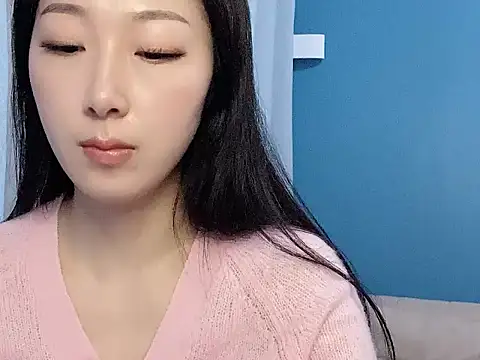 Snapshot of ella55-- chatting on 11.15.25 ella55-- online show from 11.15.25