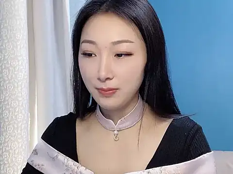 Snapshot of ella55-- chatting on 11.23.25 ella55-- online show from 11.23.25