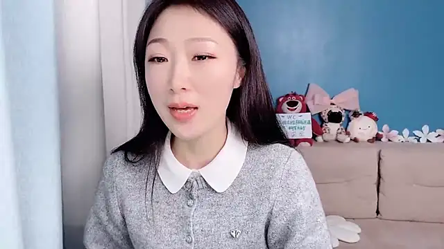 Snapshot of ella55-- chatting on 02.23.26 ella55-- online show from 02.23.26