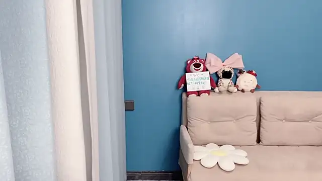 Snapshot of ella55-- chatting on 03.10.26 ella55-- online show from 03.10.26