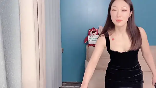 Snapshot of ella55-- chatting on 03.16.26 ella55-- online show from 03.16.26