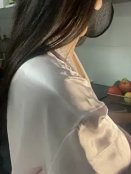 Snapshot of trinhvutrinh chatting on 03.17.26 trinhvutrinh online show from 03.17.26