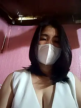 Snapshot of Nahata-suki chatting on 11.13.25 Nahata-suki online show from 11.13.25