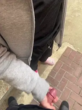 Teeny-Slut18 online show from 05.16.26