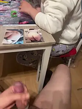 Teeny-Slut18 online show from 06.04.26