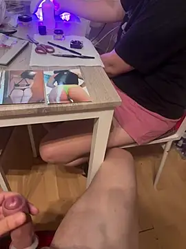 Teeny-Slut18 online show from 06.30.26