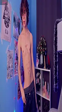 Snapshot of LeoBensyten chatting on 12.04.25 LeoBensyten online show from 12.04.25