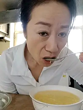 Snapshot of aniani11 chatting on 11.14.25 aniani11 online show from 11.14.25