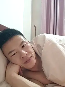 Snapshot of tian7788 chatting on 11.28.25 tian7788 online show from 11.28.25