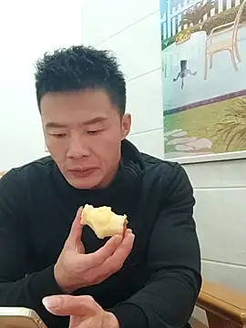 Snapshot of tian7788 chatting on 12.21.25 tian7788 online show from 12.21.25