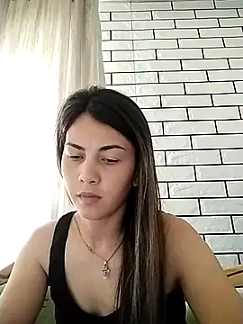 Snapshot of Karoline_Cherie chatting on 07.01.26 Karoline Cherie online show from 07.01.26