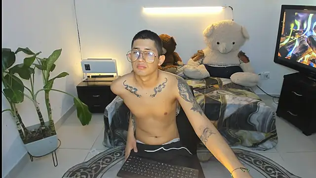 darwinandbrayann online show from 03.03.26