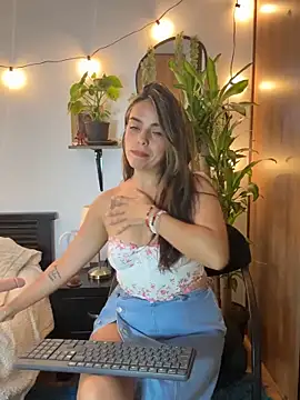MailynAndNick online show from 06.21.26