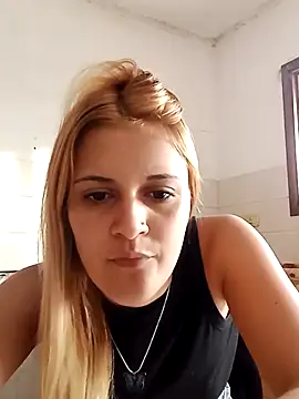 Snapshot of larubia_arg chatting on 01.09.26 larubia arg online show from 01.09.26