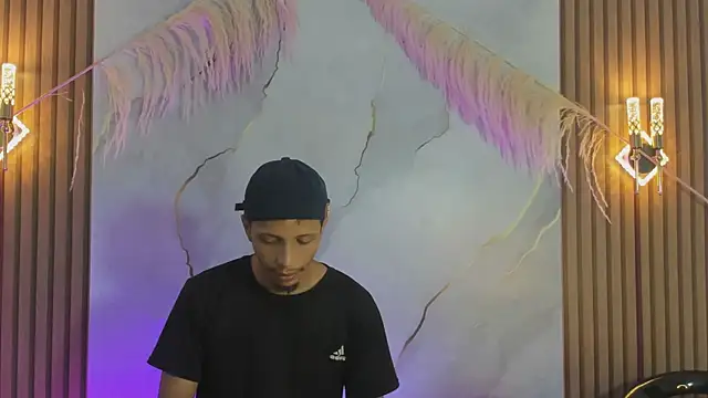 DamianandEva online show from 04.30.26