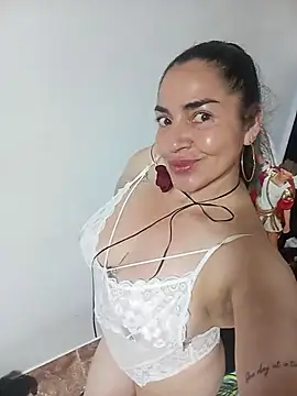 MaryRoze  online show from 04.23.26