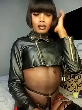 Lucile Carrie online show from 04.03.26