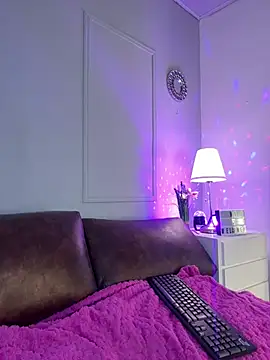 kittyblooms online show from 05.05.26