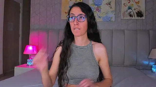 Snapshot of GirafMusic chatting on 02.01.26 GirafMusic online show from 02.01.26