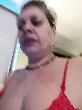 Snapshot of MilkySky chatting on 01.11.26 MilkySky online show from 01.11.26