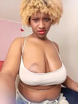 EvonyFoxxx online show from 05.05.26
