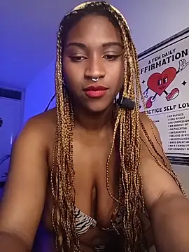 EvonyFoxxx online show from 06.30.26