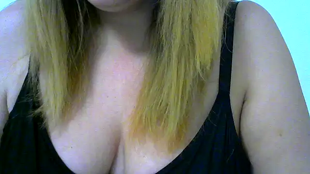 Snapshot of sexecristal chatting on 11.09.25 sexecristal online show from 11.09.25