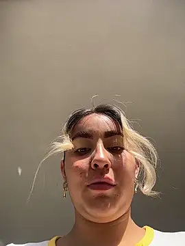 Snapshot of Elina_Hills chatting on 02.26.26 Elina Hills online show from 02.26.26