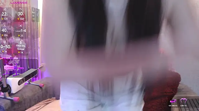 Snapshot of Valk_submissive chatting on 02.05.26 Valk submissive online show from 02.05.26