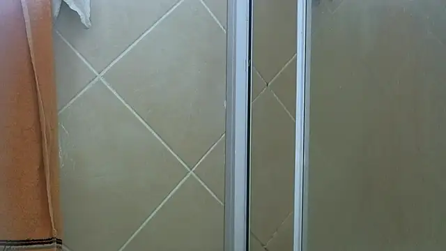 Snapshot of NewBeginnings8 chatting on 01.08.26 NewBeginnings8 online show from 01.08.26