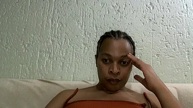 Snapshot of NewBeginnings8 chatting on 02.06.26 NewBeginnings8 online show from 02.06.26