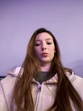 Snapshot of LilluKatten chatting on 05.19.26 LilluKatten online show from 05.19.26