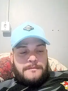 Snapshot of cesarcampos2210 chatting on 10.30.25 cesarcampos2210 online show from 10.30.25