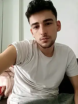 Snapshot of yasinesra757_ chatting on 01.10.26 yasinesra757 online show from 01.10.26