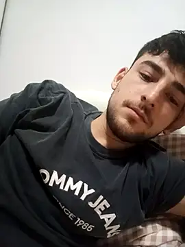 Snapshot of yasinesra757_ chatting on 02.08.26 yasinesra757 online show from 02.08.26