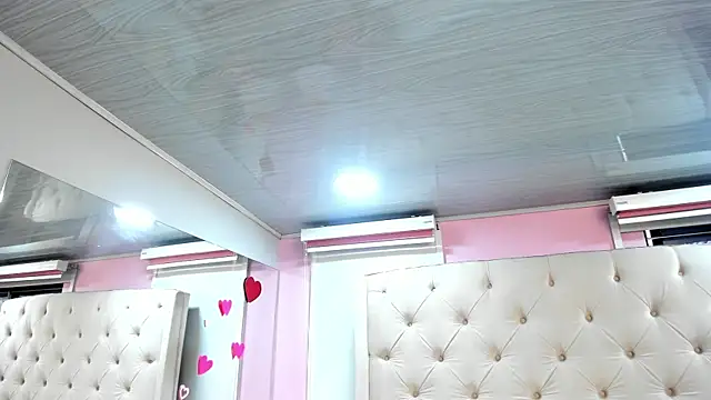 scarlett leblanc  online show from 07.04.26