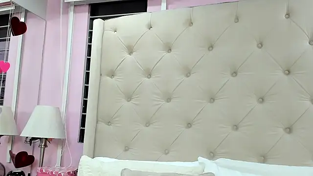 scarlett leblanc  online show from 07.11.26