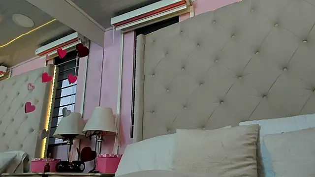 scarlett leblanc  online show from 07.17.26