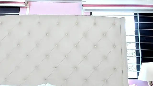 scarlett leblanc  online show from 07.23.26