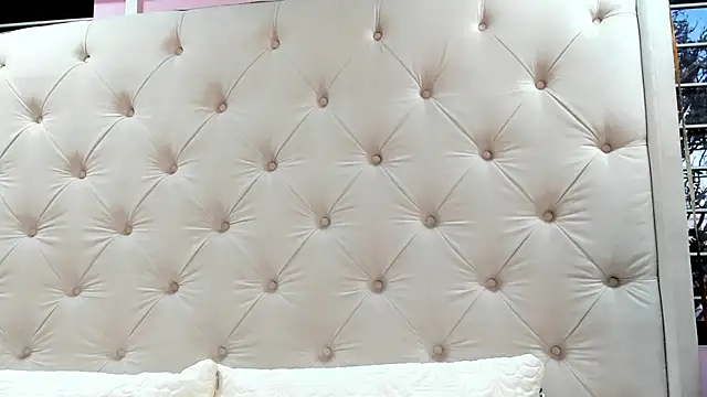 scarlett leblanc  online show from 07.27.26