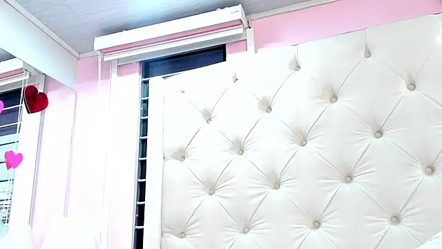 scarlett leblanc  online show from 07.28.26
