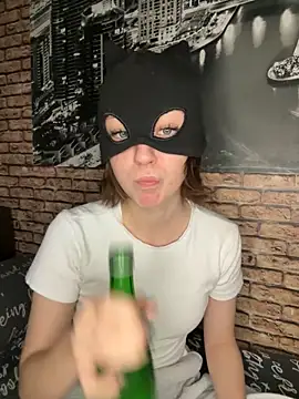 bunnyria1 online show from 11.17.25