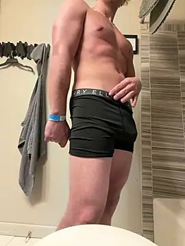 fitwhitecock online show from 02.15.26