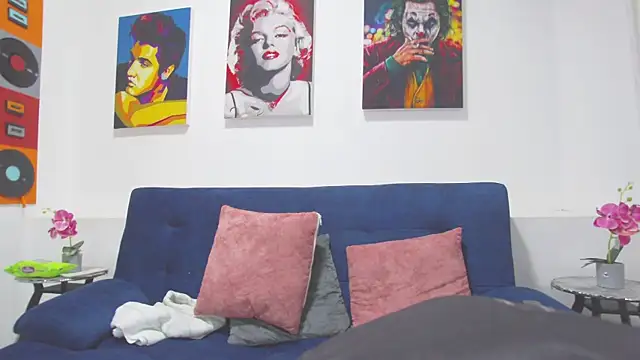 Snapshot of AlessioVitale chatting on 01.16.26 AlessioVitale online show from 01.16.26