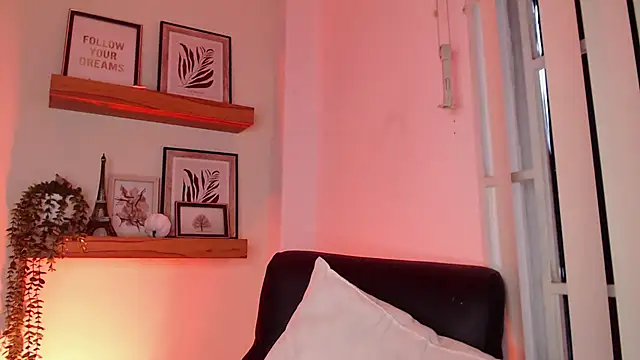 Madisonkay online show from 04.30.26