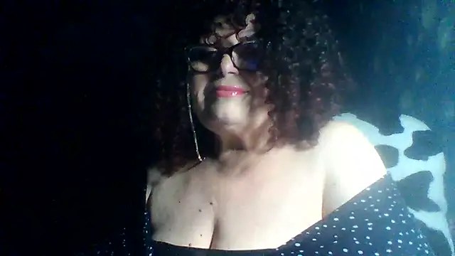 Snapshot of Milaniya606 chatting on 11.13.25 Milaniya606 online show from 11.13.25