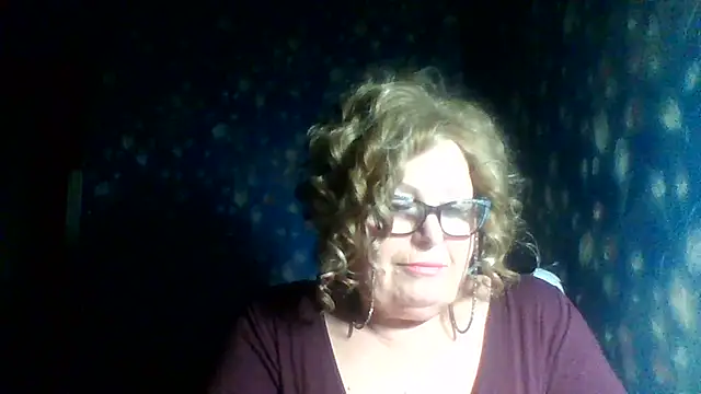 Snapshot of Milaniya606 chatting on 11.24.25 Milaniya606 online show from 11.24.25