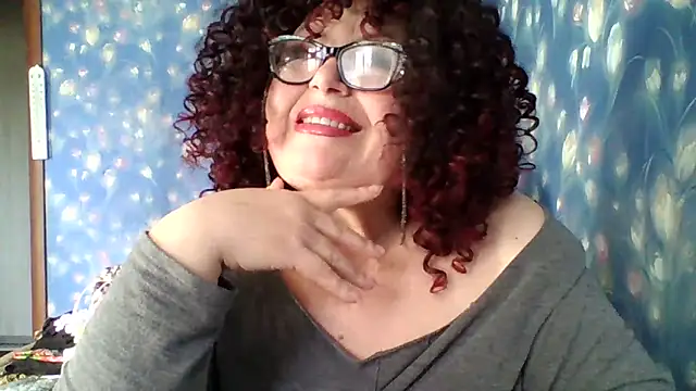 Snapshot of Milaniya606 chatting on 12.16.25 Milaniya606 online show from 12.16.25