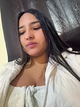 Snapshot of Samantha_firee chatting on 06.13.26 Samantha firee online show from 06.13.26